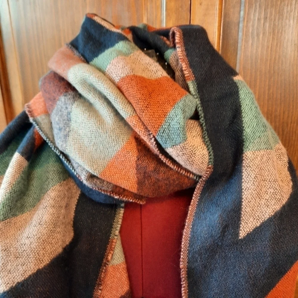 14th & Union oversized blue orange geometric pattern long knit scarf